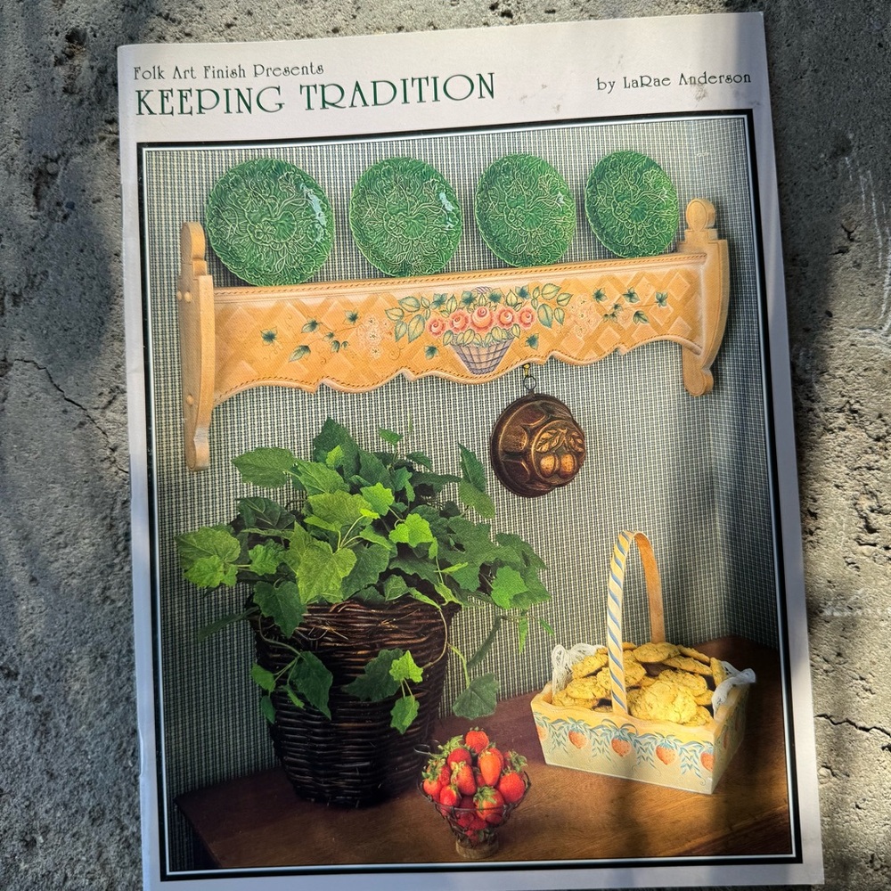 Keeping Tradition by LaRae Anderson Book 1988